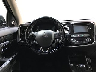 SUV Mitsubishi Outlander 12 av 20