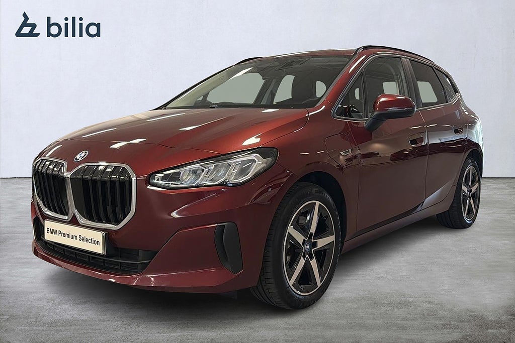 BMW 230e xDrive Active Tourer | H&K | Panorama | Stol m minne