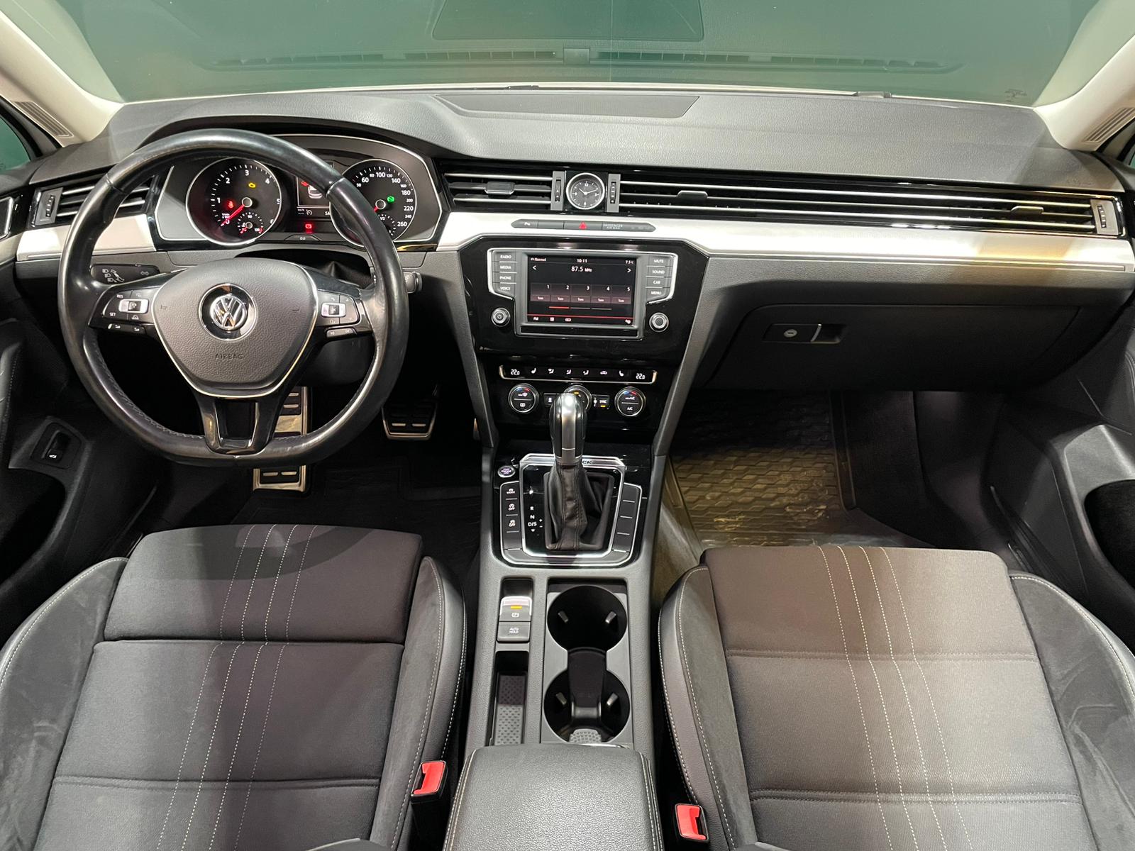 Volkswagen Passat 2016, bild 5/39