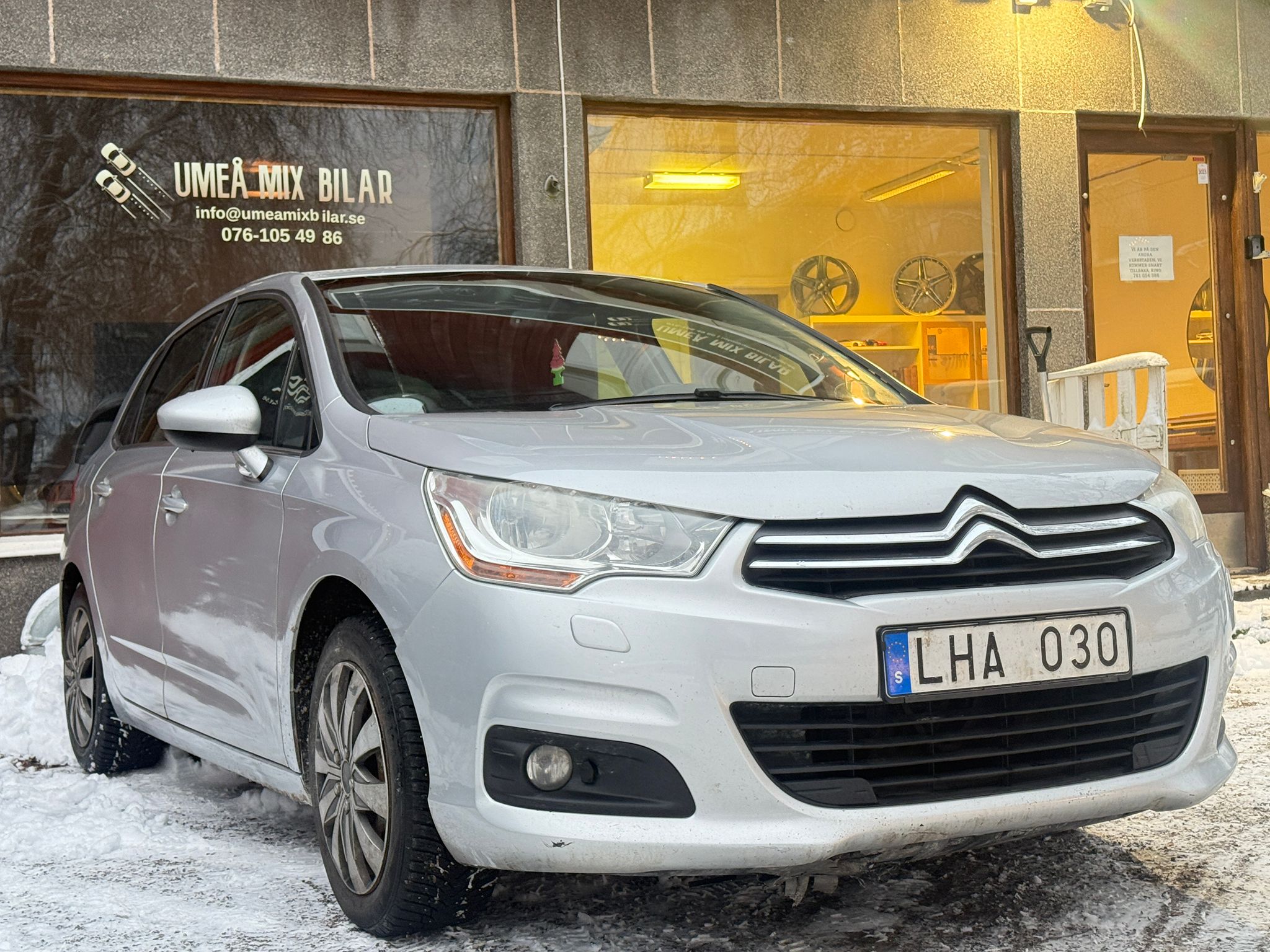 Citroen C4 1.6 HDi 2011, bild 2/46
