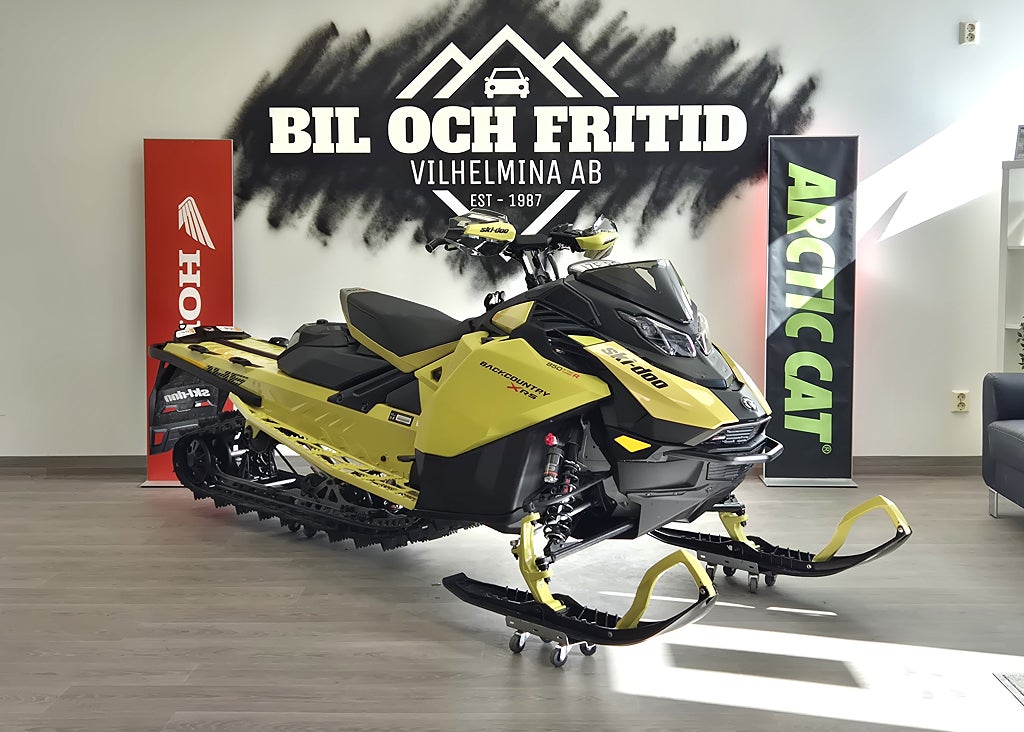 Ski-Doo Backcountry XRS 850 TurboR