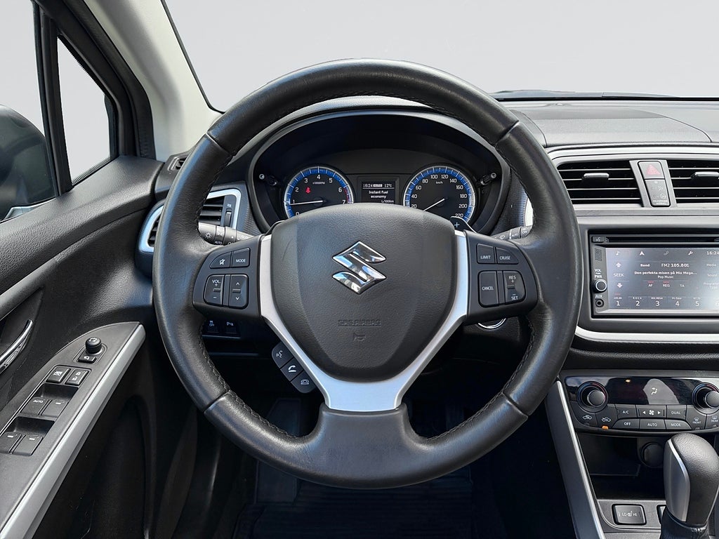 Suzuki S-Cross SX4 Allgrip Automat Dragkrok Backkamera Panorama Navi bild 12