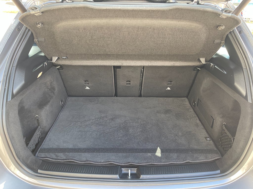 Mercedes-Benz B 180 7G-DCT 136 hk, automat, dragkrok