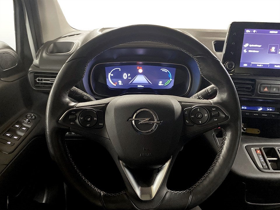 Bild på Opel COMBO-E Life Premium 50kWh 136hk Aut L1 - B-KAMERA, PANO