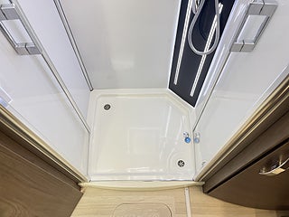 Husbil-integrerad Frankia PLATIN 26 av 33