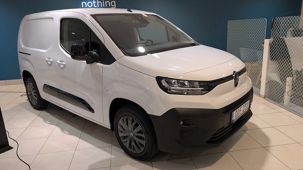 Citroën Berlingo L1 Business BHDi130 A8 dragkrok