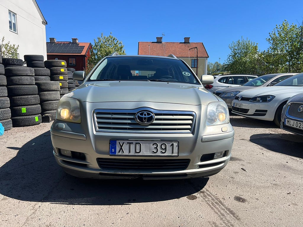 Toyota Avensis Kombi 2.0 D-4 VVT-i