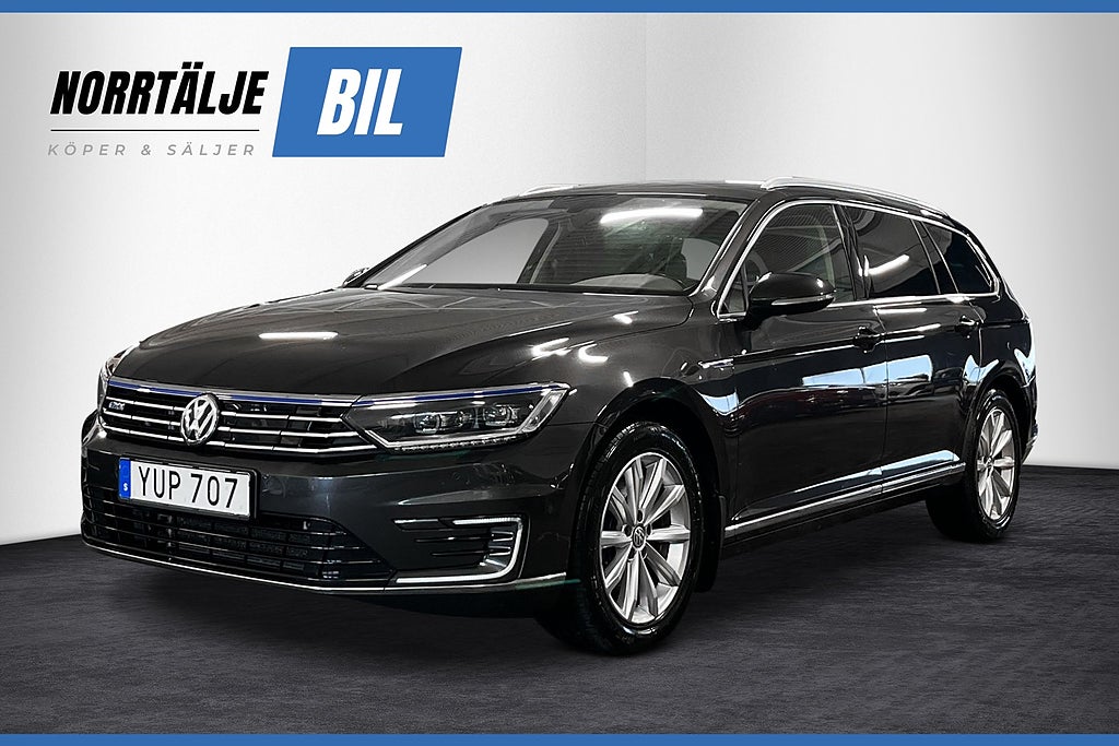Volkswagen Passat GTE 1.4 218 HK TSI B-VÄRM B-KAMERA DRAG CARPLAY NYSERV