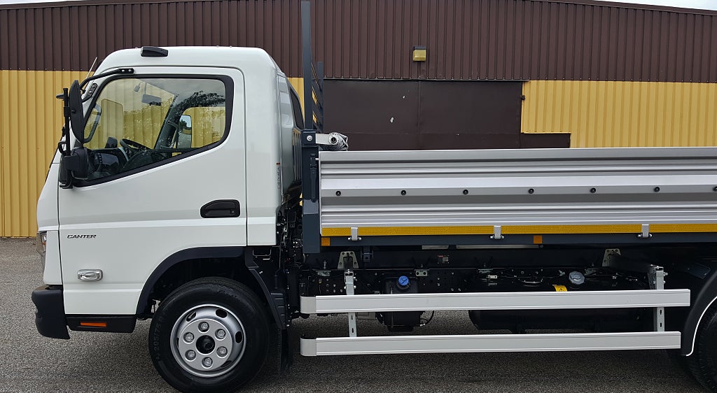 Mitsubishi Fuso 2023 - miniatyr 23