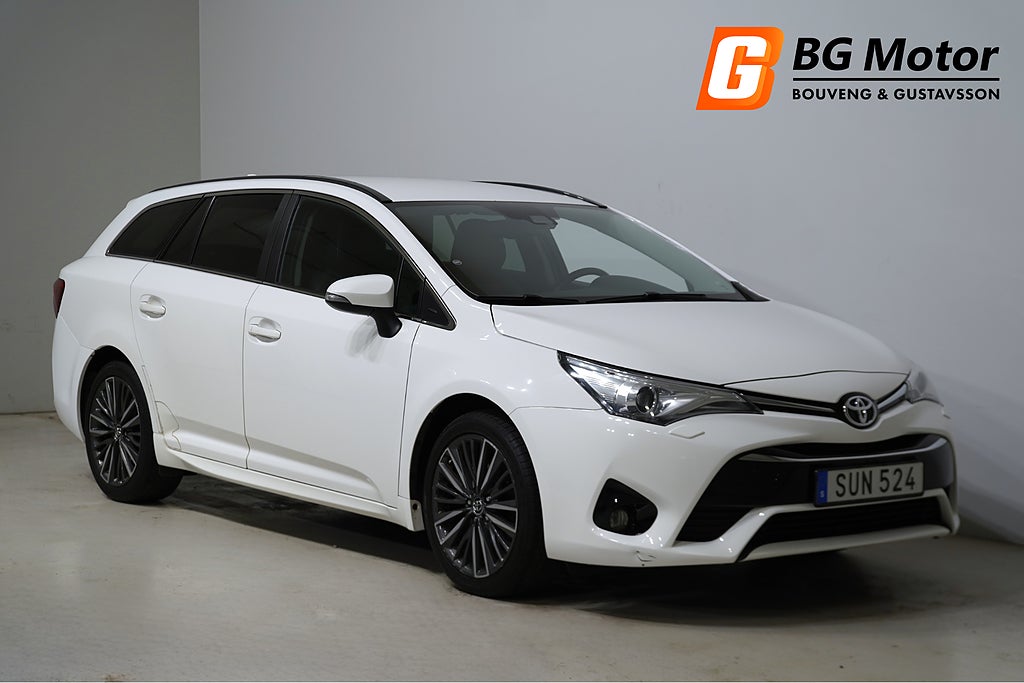Toyota Avensis Kombi 1.8 147HK Active Plus Backkamera/Skinn