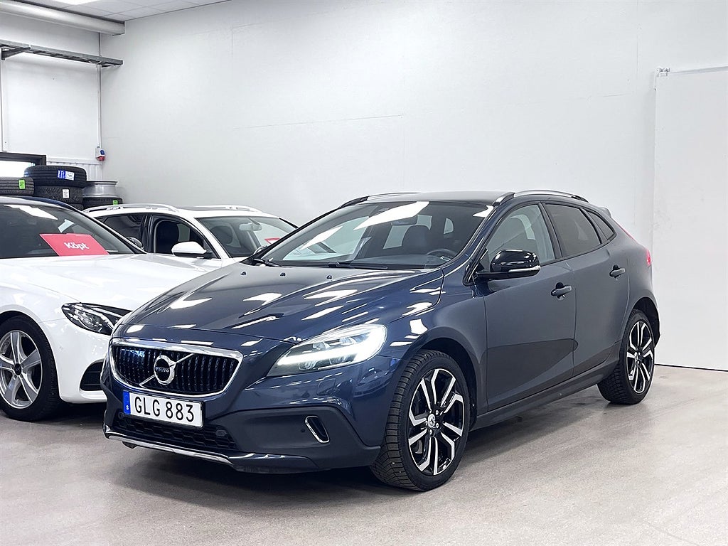 Volvo V40 CROSS COUNTRY D3 SUMMUM PANORAMA VÄRMARE