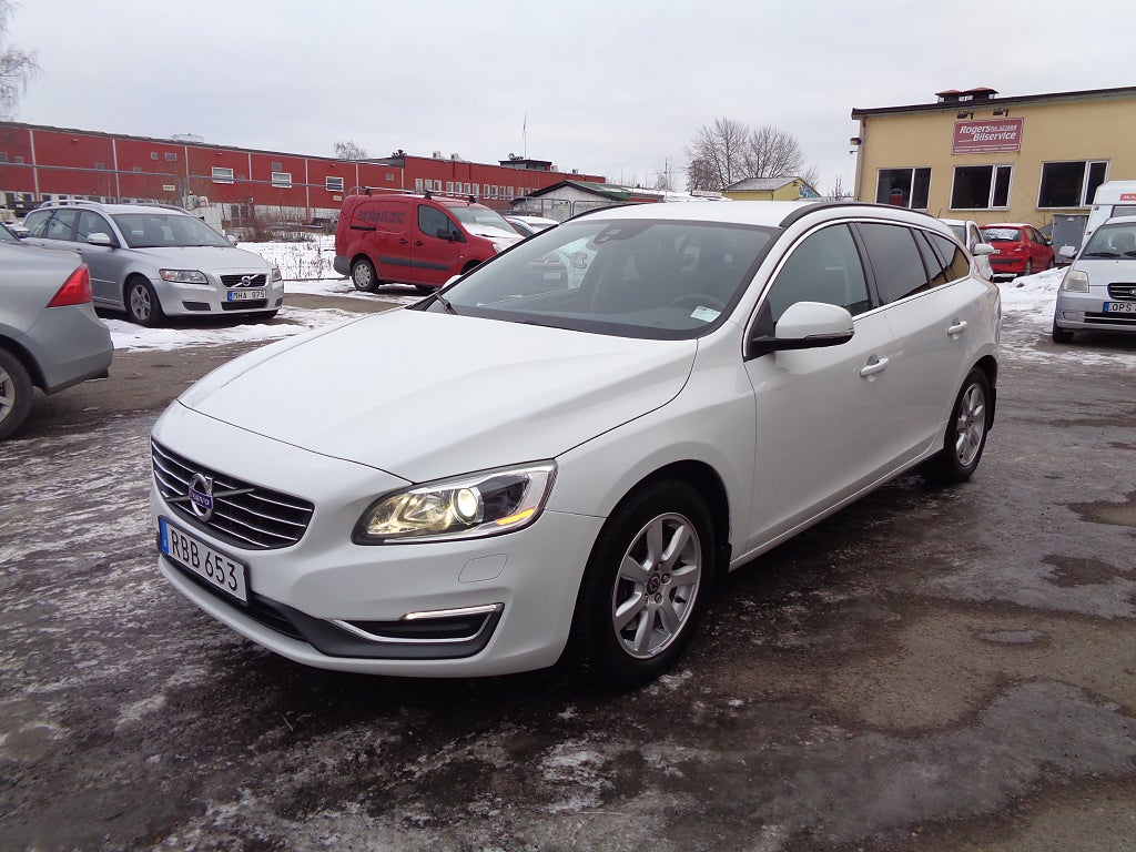 Volvo V60 D4 AWD Geartronic Momentum Euro 5