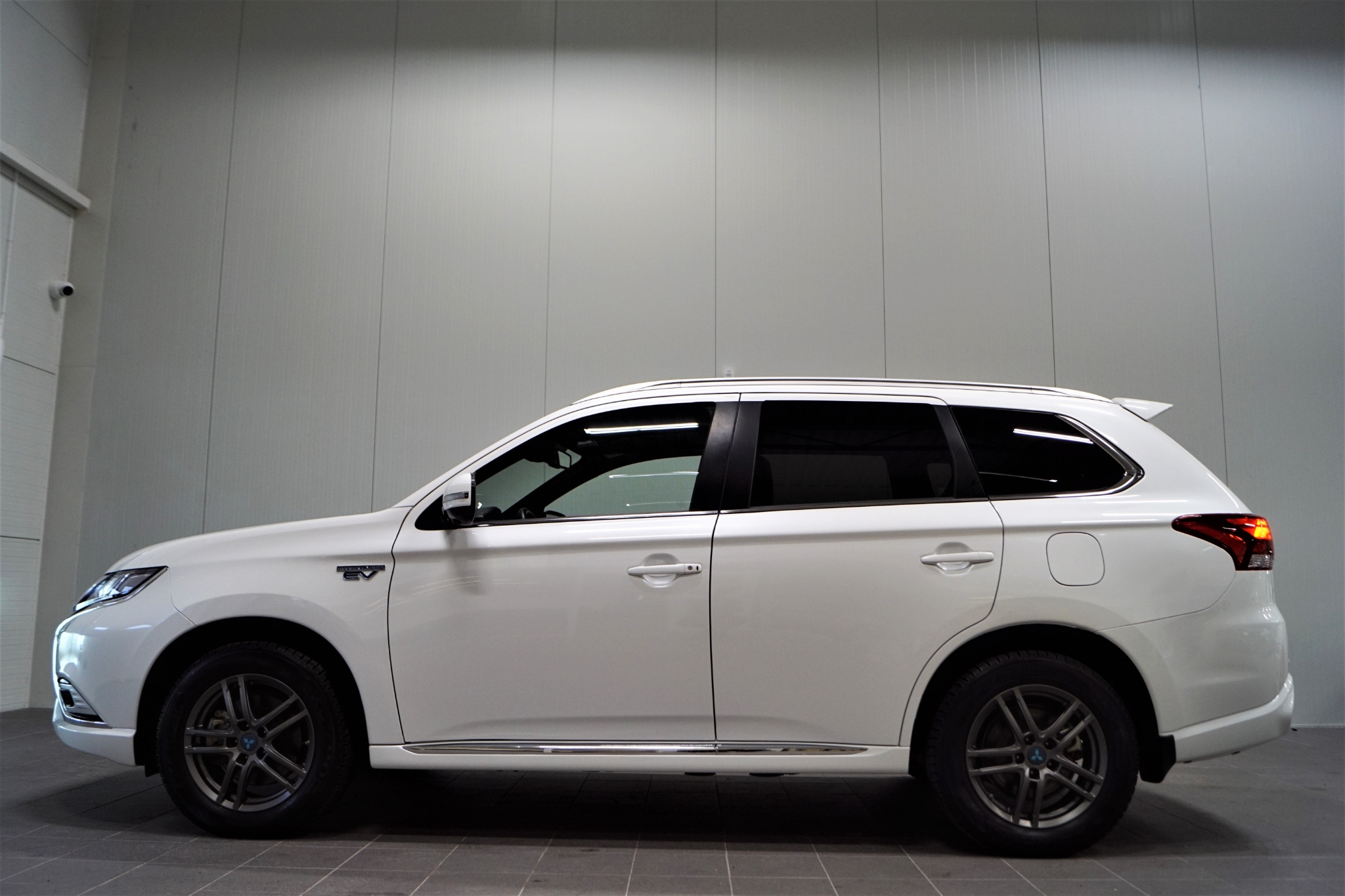 Mitsubishi Outlander 2019, bild 2/52