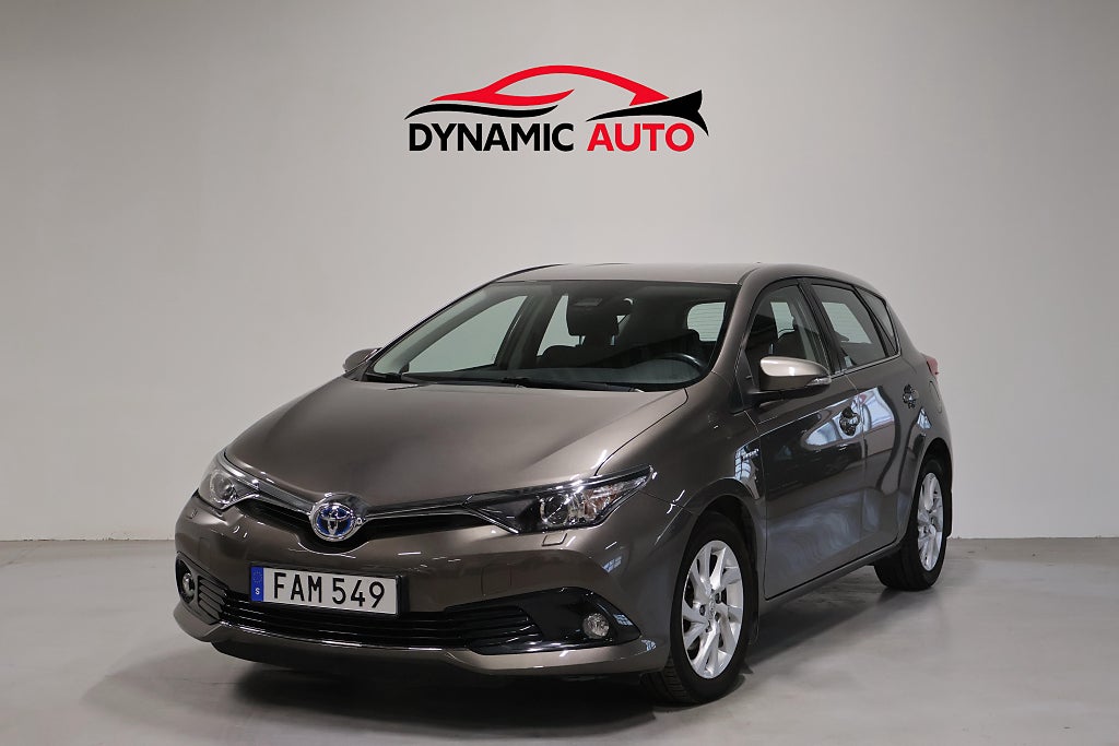 Toyota Auris Hybrid e-CVT 136hk Active |Navi|Kamera-Keyless-Värmare