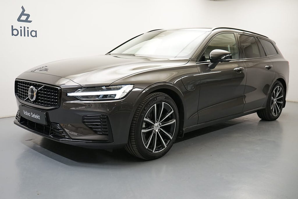 Volvo V60 T6 Plus Dark Nordic Edition, HarmanKardon Premi...