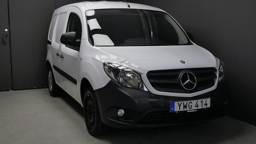 Mercedes-Benz Citan 109 CDI 3sits Värmare Drag 5900mil MOMS