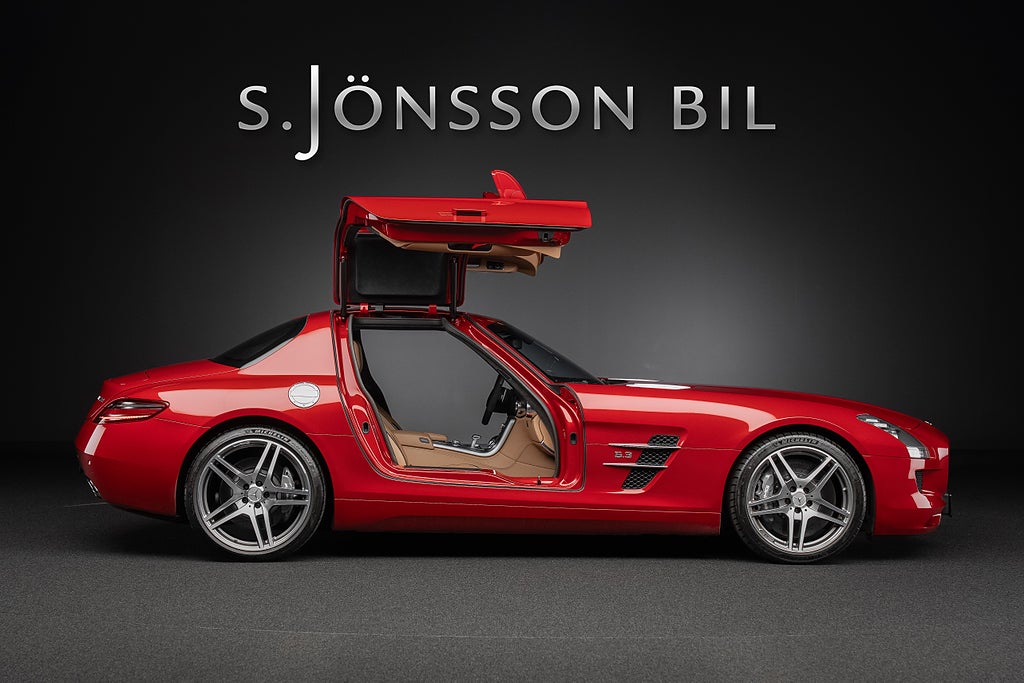 Mercedes-Benz SLS AMG / Safirröd / BeoSound