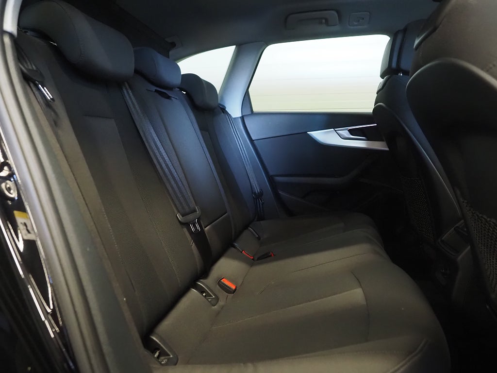 Audi A4 Avant 40 TDI Quattro Proline Alpin B-Kam Drag DVärm GPS 2022