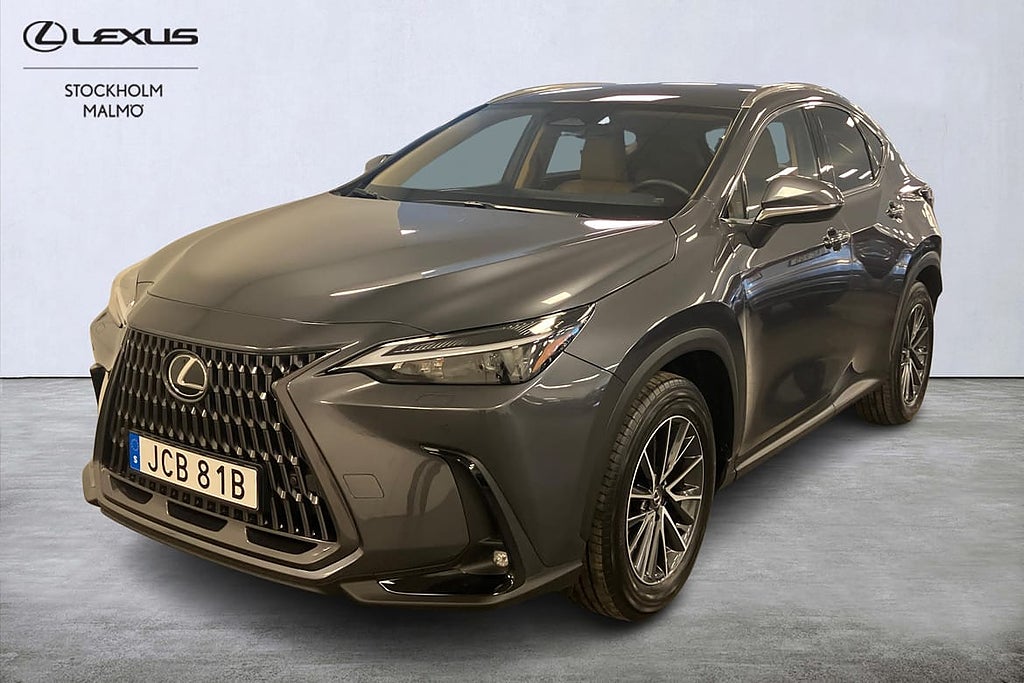 Lexus NX 450h+ Business Plus AWD Dragkrok Demobil