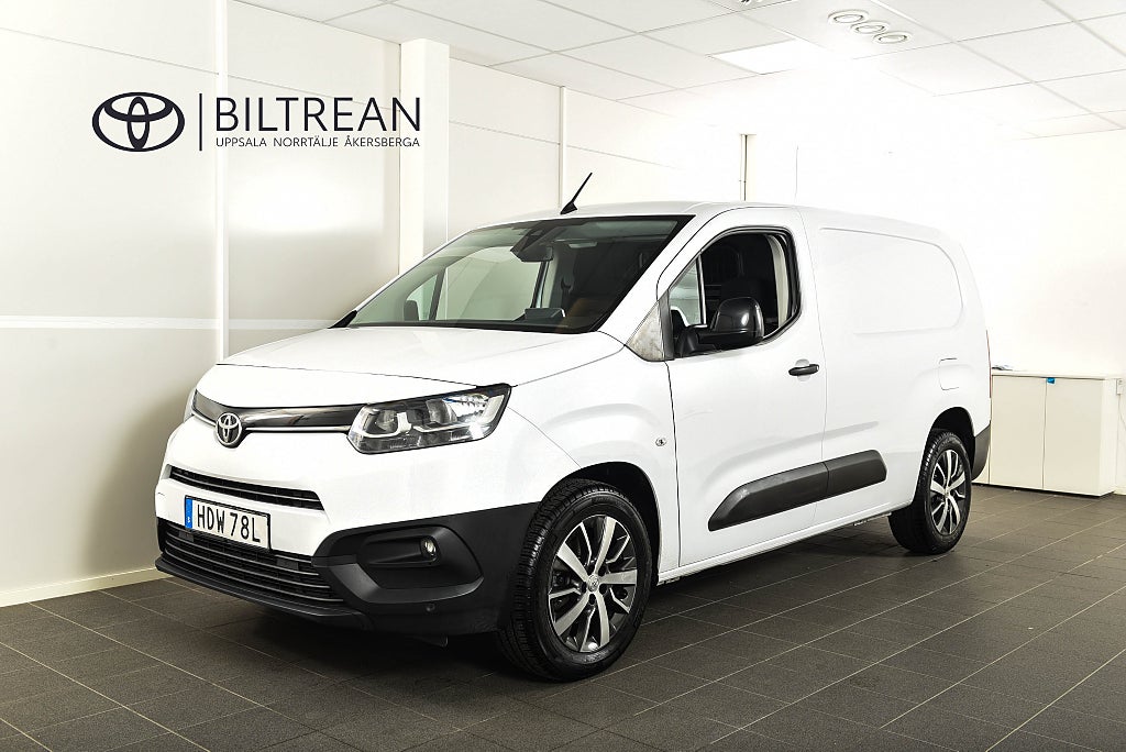 Toyota ProAce City Long 1,5D Comfort MOMS Drag Backkamera Värmare