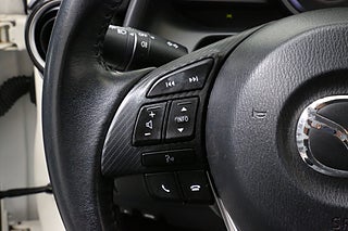 Halvkombi Mazda 2 17 av 23