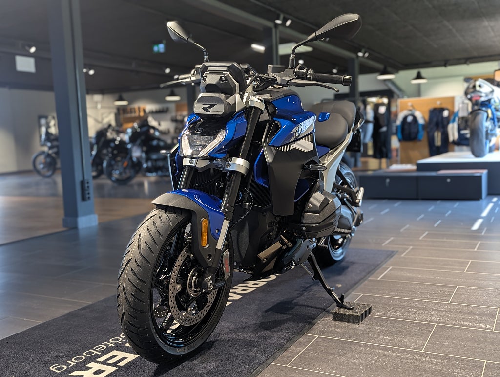 BMW R1300R/2026/100Mil/cComfort-pack/Dynamic-pack/Innovation-pack