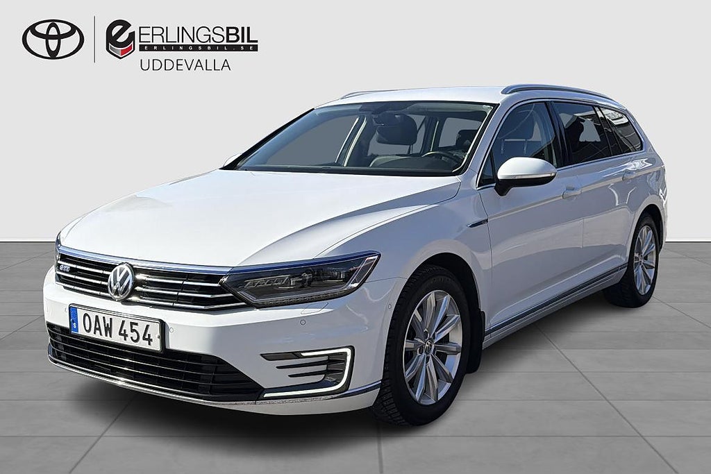 Volkswagen Passat Executive Kombi GTE 1.4 TSI, Automat-Vinterhjul