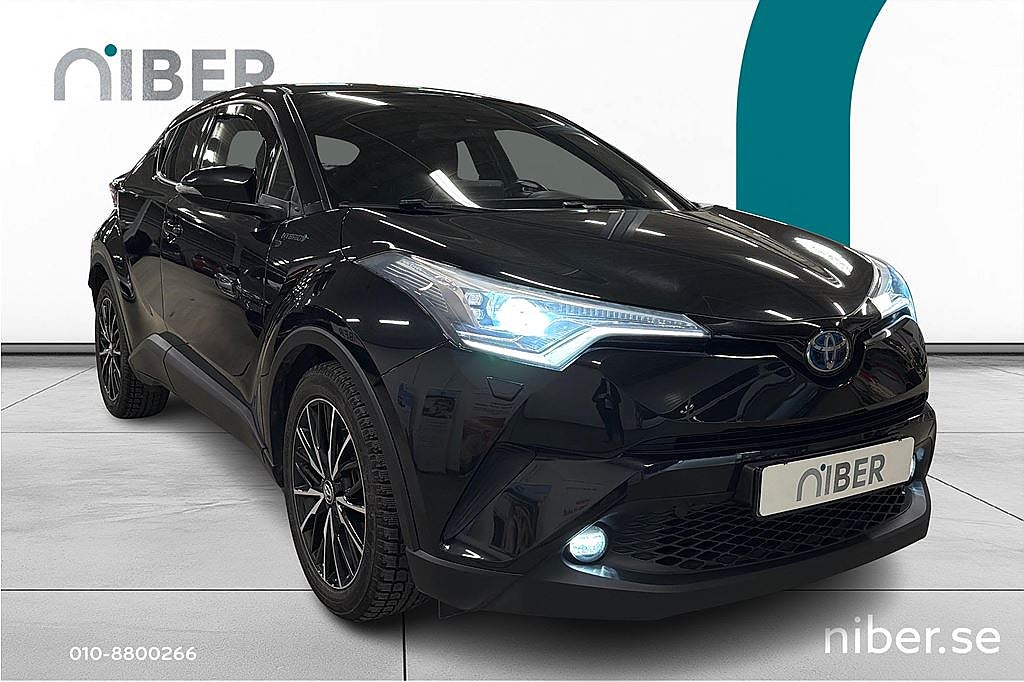 Toyota C-HR Hybrid CVT, Executive JBL, Kamera, Navi, 4,99% RÄNTA