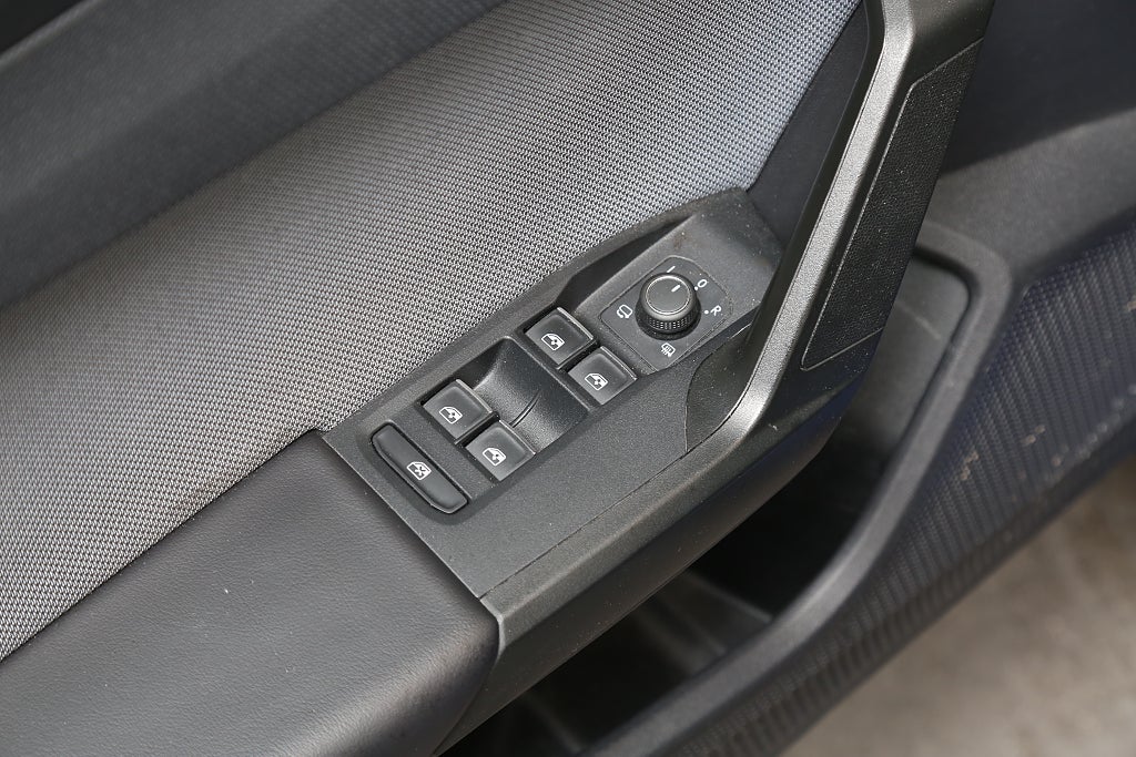 Seat Leon 1,0 TSI 110hk Style 5d Komfortpaket 2021