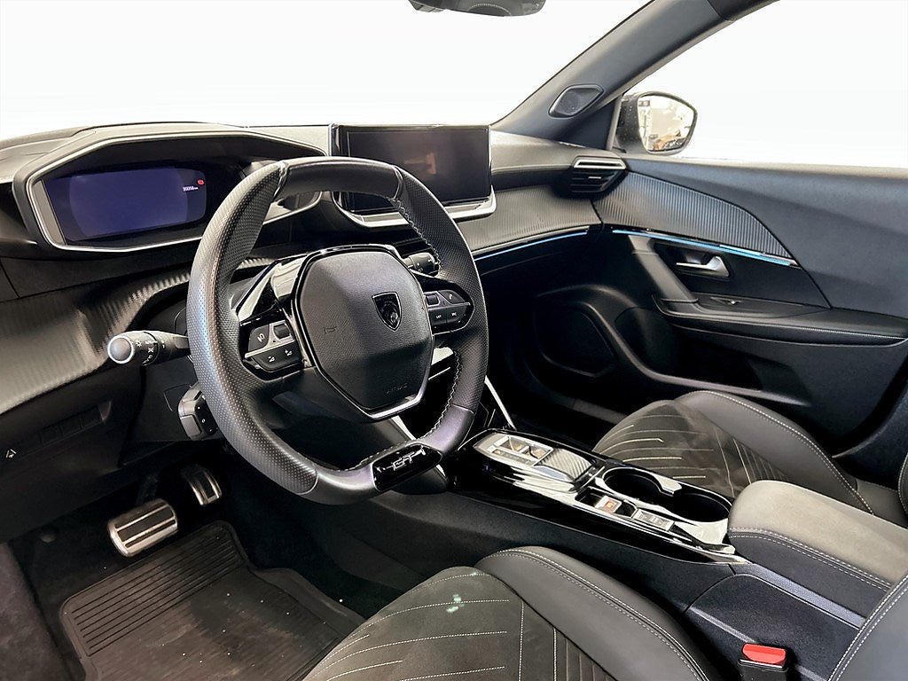 Bild på Peugeot 2008 GT 1.2 PT 130hk Aut - EL-STOL, 360-KAMERA