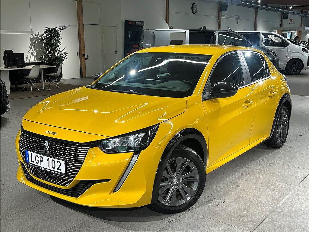 Bild på Peugeot E-208 Active Pack 50kWh 136hk Aut - PDC, CARPLAY