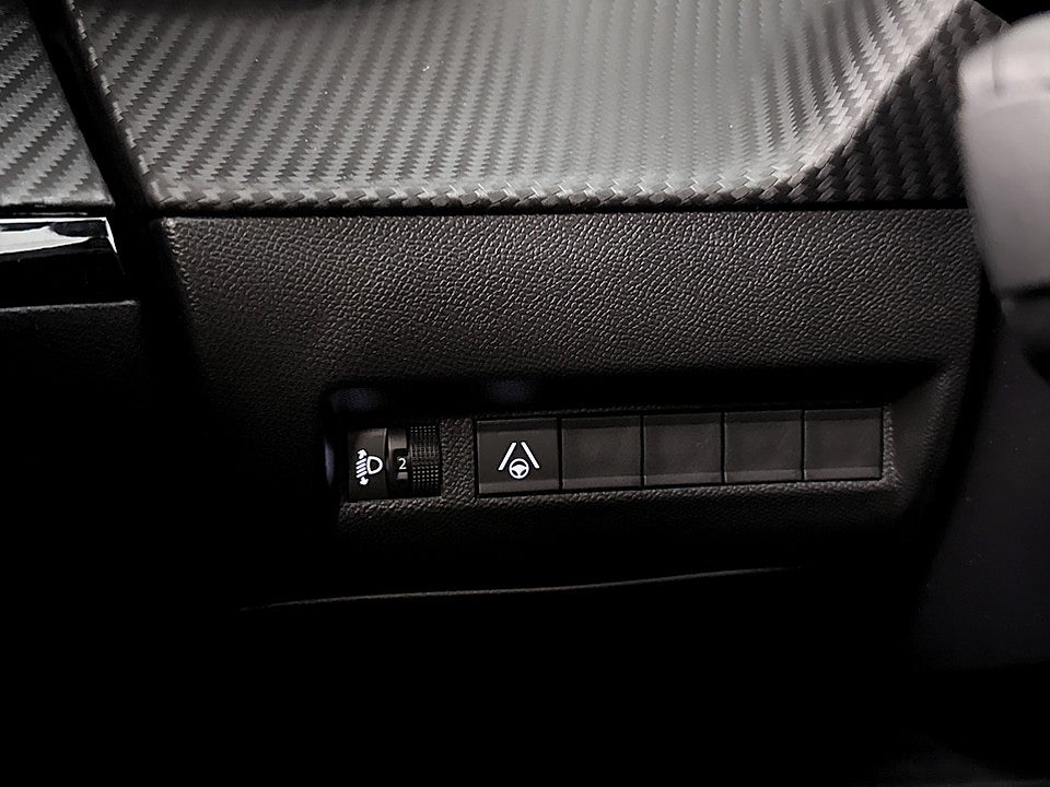 Bild på Peugeot 2008 Allure 1.2 PT 130hk Aut B-KAMERA CARPLAY
