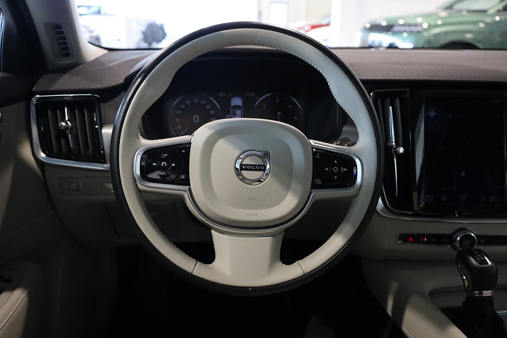 Volvo S90 D3 Business Advanced Aut Navi VOC Drag Rattvärme