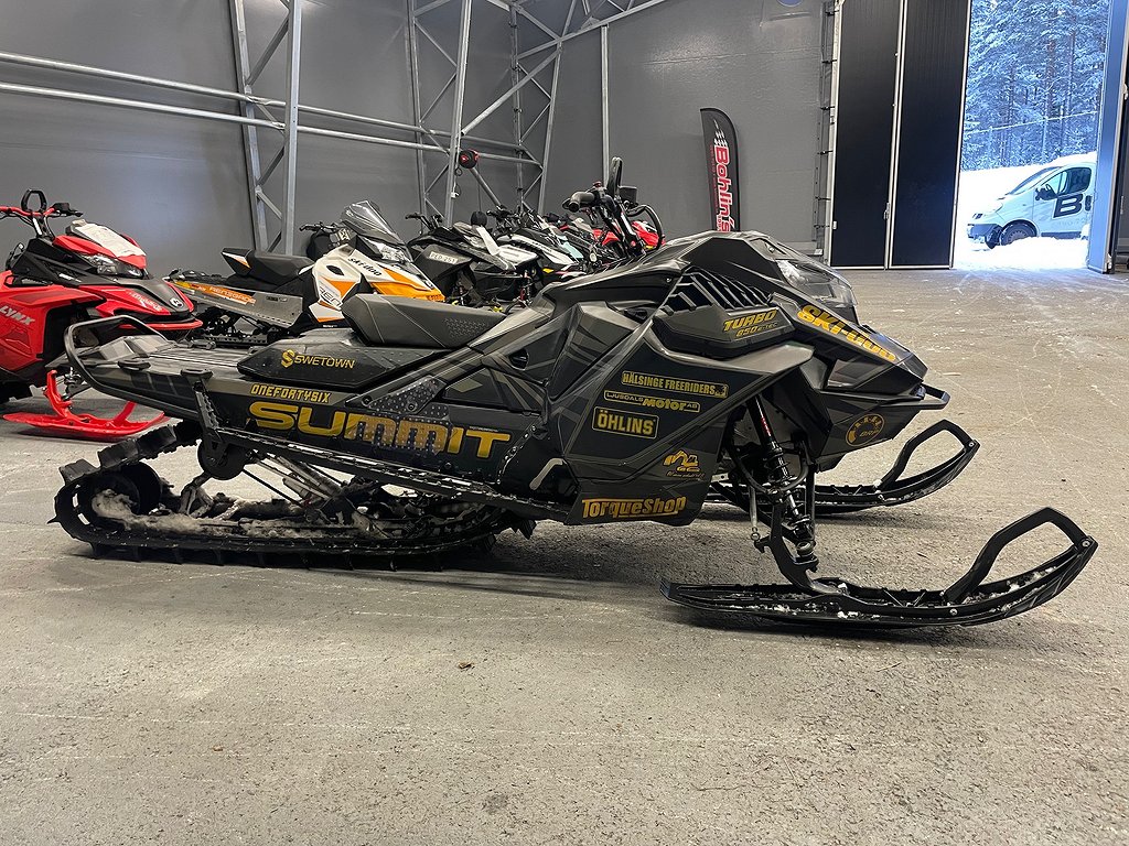 Ski-Doo Summit Expert 850 E-tec Turbo -22 *229 mil* 