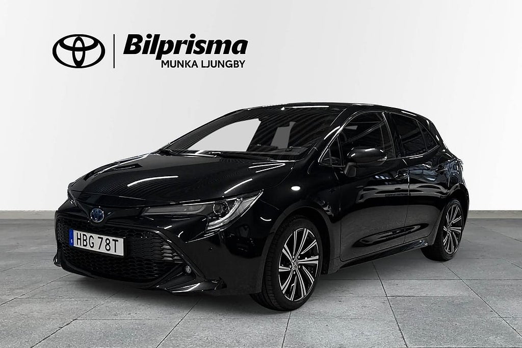 Toyota Corolla Hybrid 1,8 Style Teknik nya skärmen v-hjul