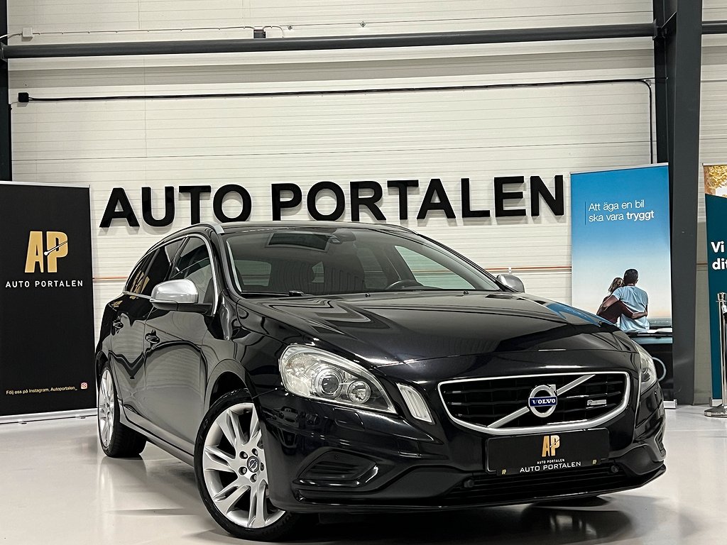 Volvo V60 D2 Momentum, R-Design | Dragkrok | Årsskatt 1520kr