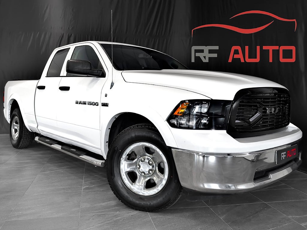 Dodge RAM 1500 Quad Cab 5.7 V8 HEMI 4x4 6-sits 395hk