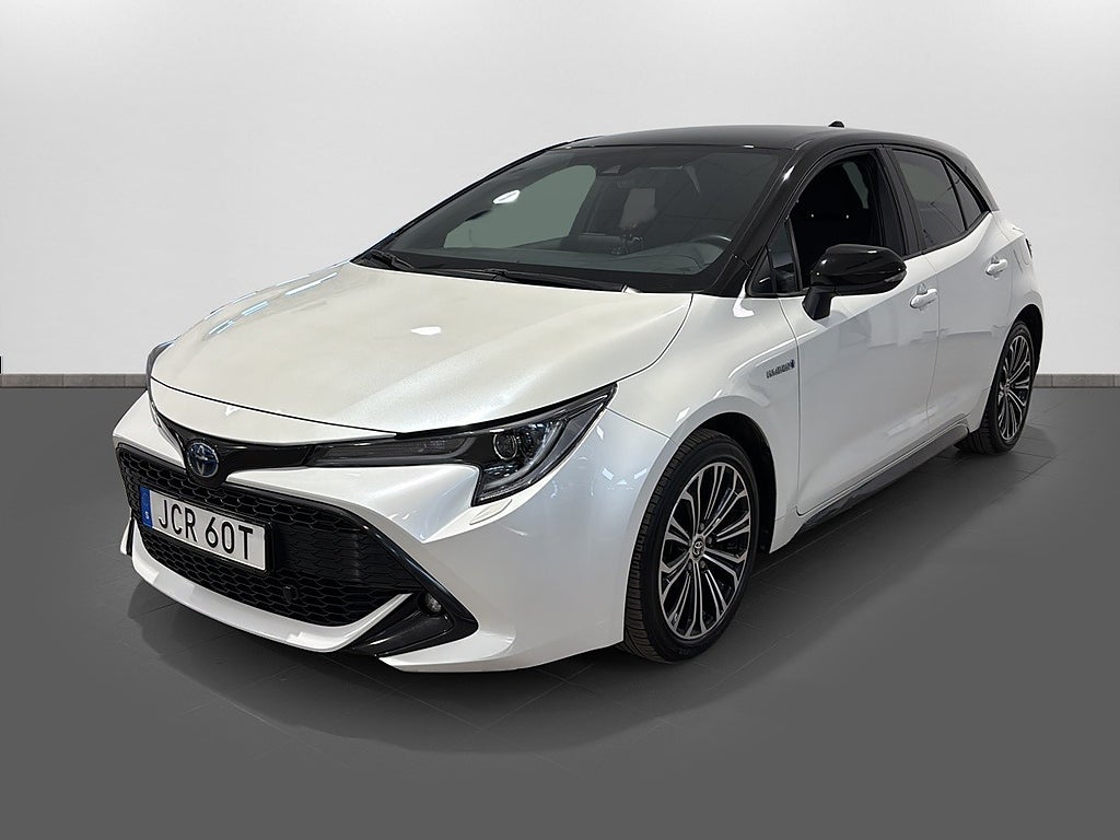 Toyota Corolla Hybrid e-CVT Style  Rattvärme/Backkamera/Dragkrok 3,99%