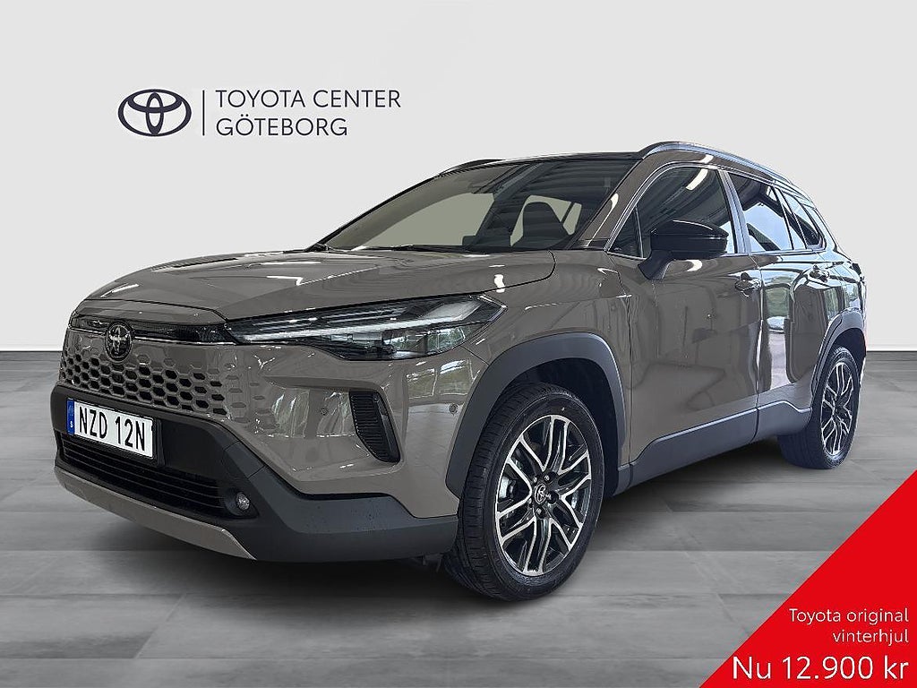 Toyota Corolla Cross Hybrid AWD-i 2,0 Executive JBL Skinnklädsel & Panorama...