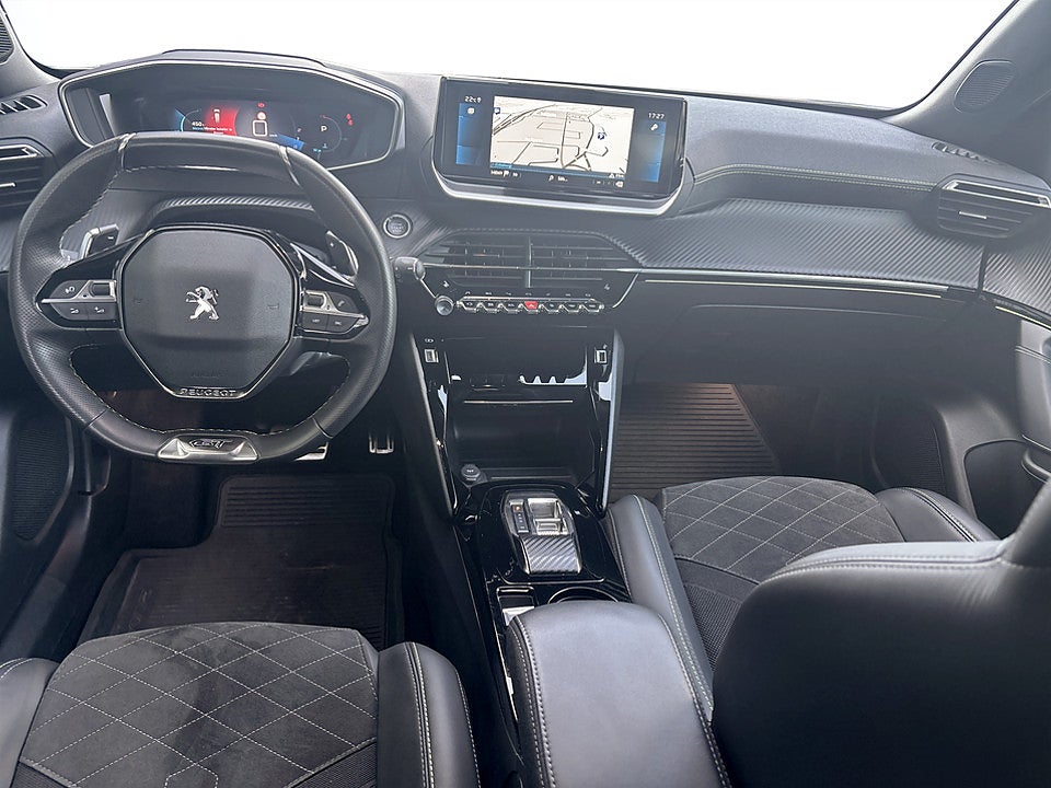 Bild på Peugeot 2008 GT Pack 1.2 PT 155hk Aut B-KAMERA NAVI