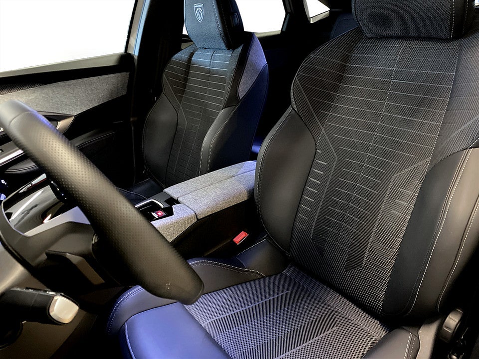 Bild på Peugeot 3008 GT Hybrid 145hk Aut B-KAMERA CARPLAY