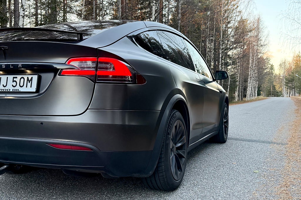 Tesla Model X 100D|FSD|AWD|Dragkrok|6-sits|Backkamera|Folierad