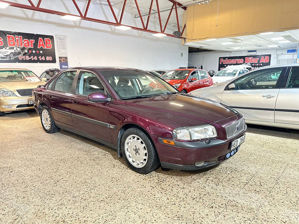 Volvo S80 2.9 En Ägare , Ny kamrem & Ny besiktigad 