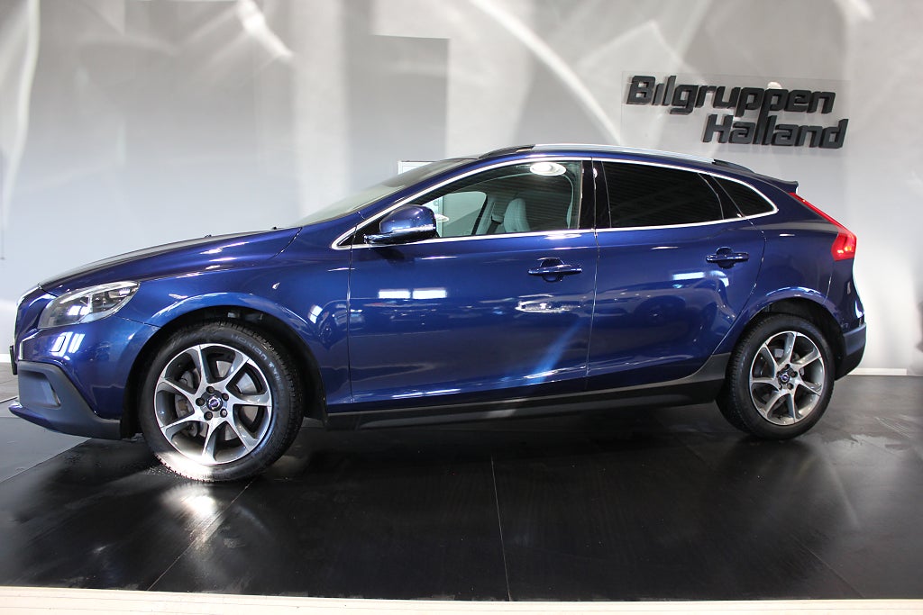 Volvo V40 Cross Country D4 Ocean Race Drag Pdc Kamrem bytt 