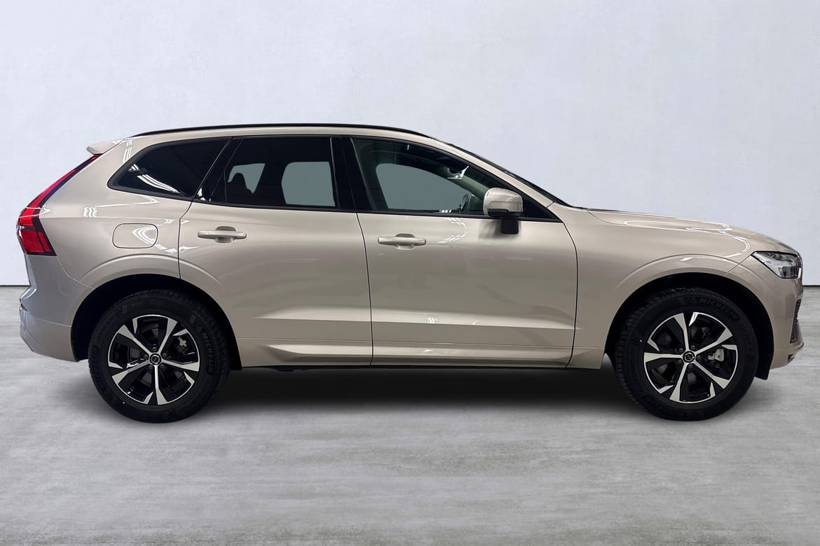 Volvo XC60 T6 Core Nordic Edition 2026, bild 3/47