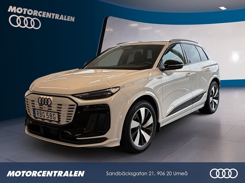 Audi Q6 e-tron quattro Panorama/S-line Selection/MMi Pro/VHJ