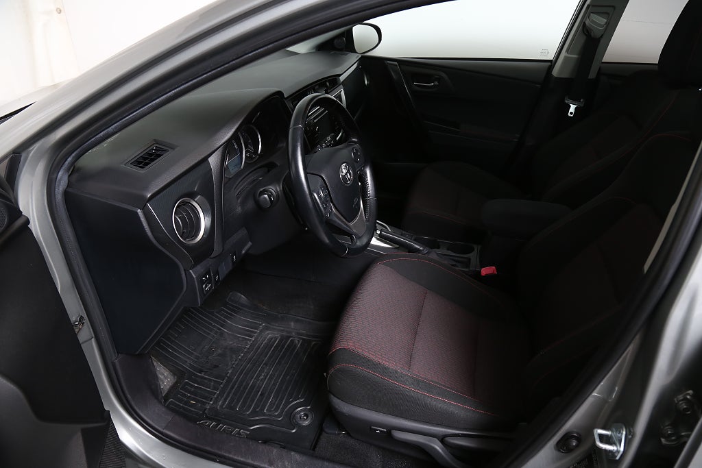 Toyota Auris 1,6 132hk Multidrive S Automat 5D Kamera Panorama 2014