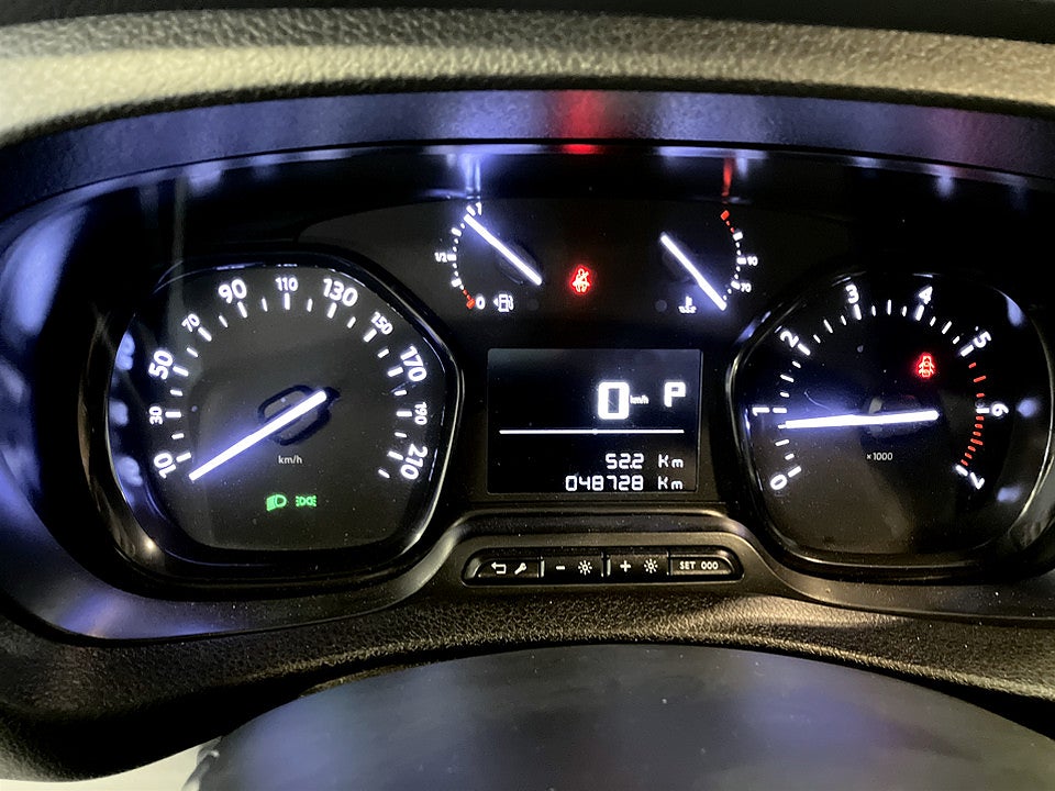 Bild på Citroën Jumpy Business Premium 2.0 BHDi 145hk Aut L3 B-KAMERA DRAG