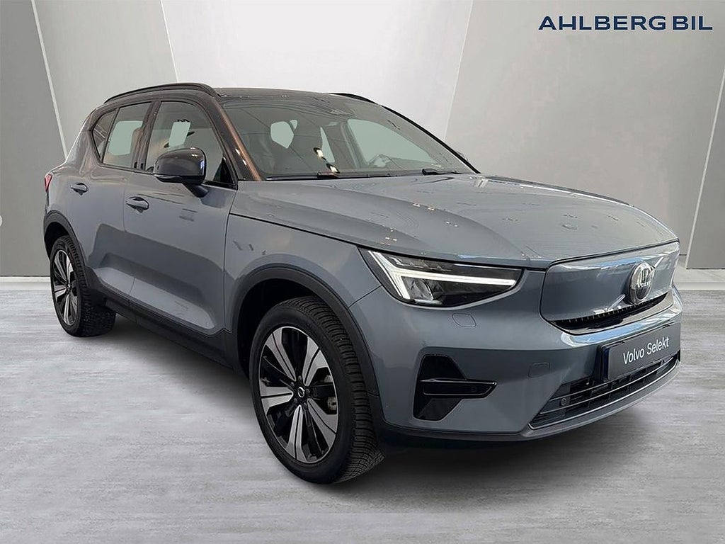Volvo XC40 OUTLET ?Recharge Core Edition. Backkamera, Nav...
