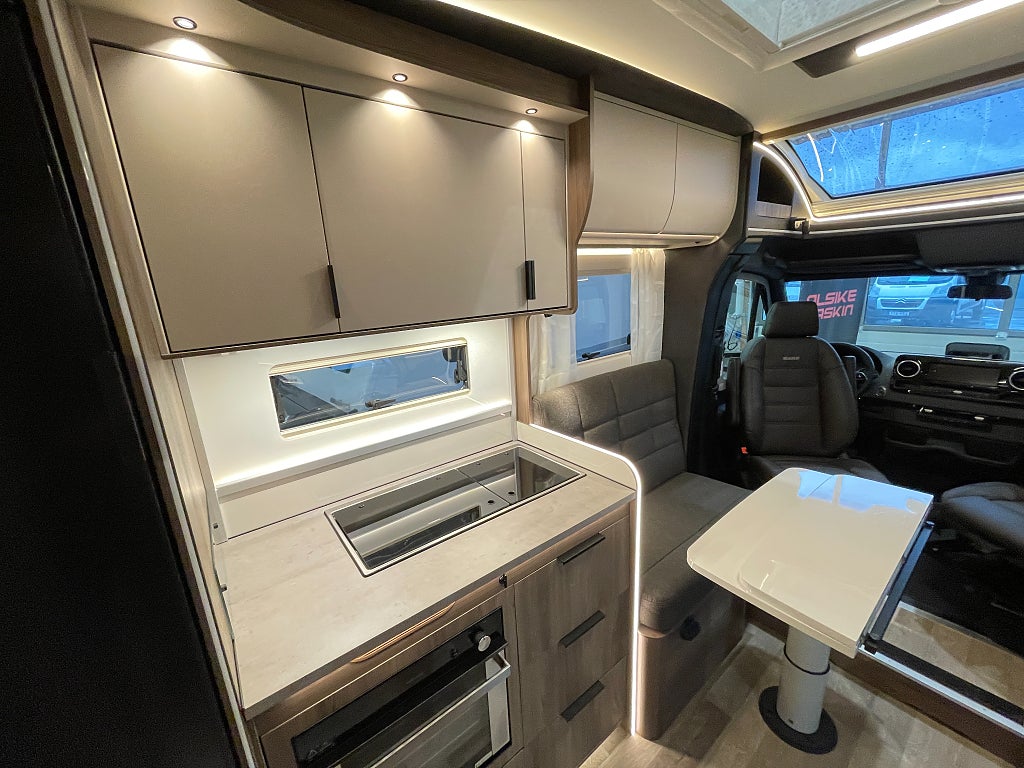 Kabe Novum Compact 720 LGB /B-körkort/ALDE/Mercedes/Face2Face - Kabe